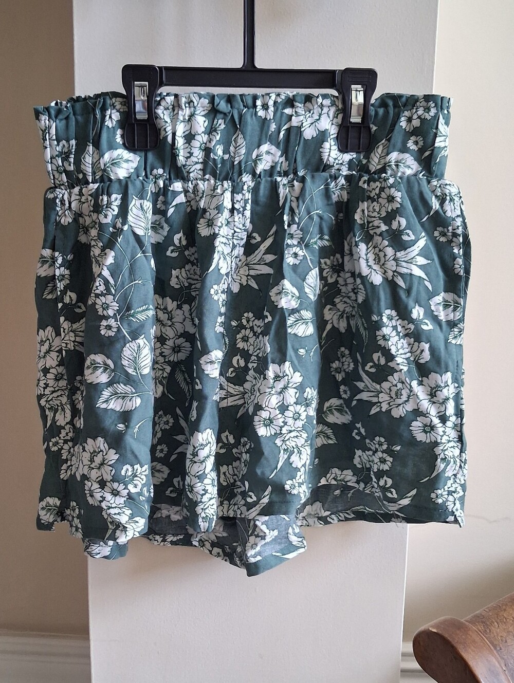 Celebrity Pink Green Floral High-Waist Paperbag Shorts